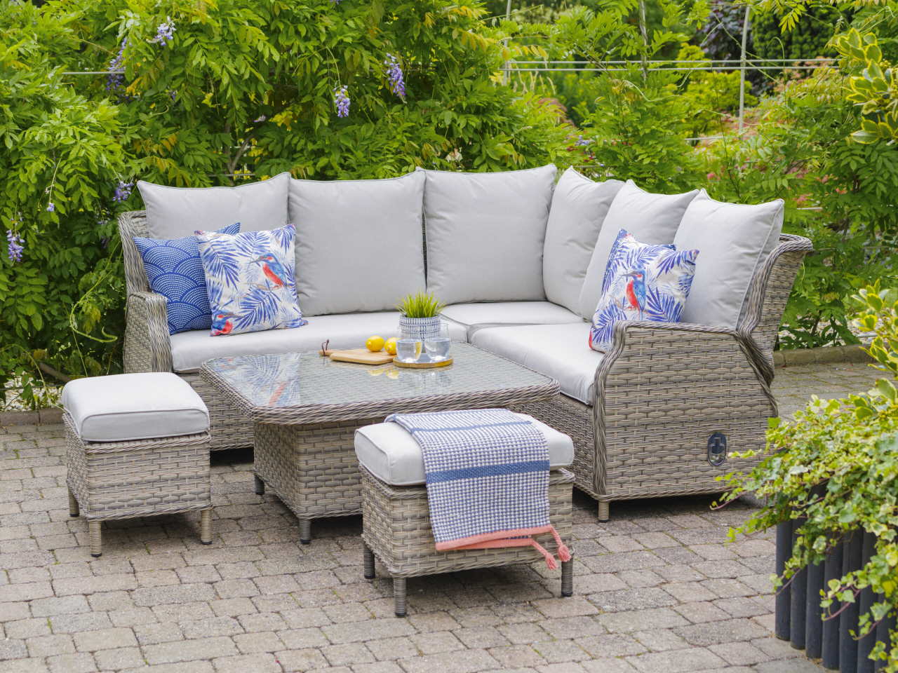 Garden Furniture Street Furnishers Newport